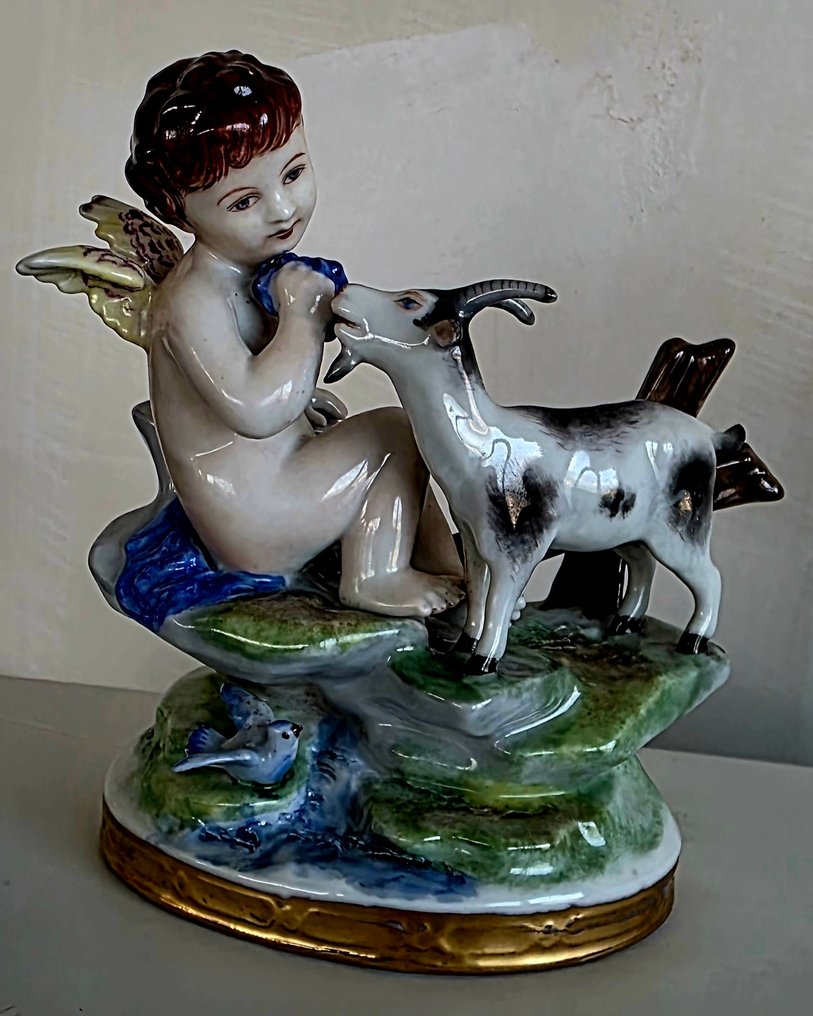 Aelteste Volkstedter - Figuriini - CHÉRUBIN AVEC CHÈVRE - Posliini #4.3