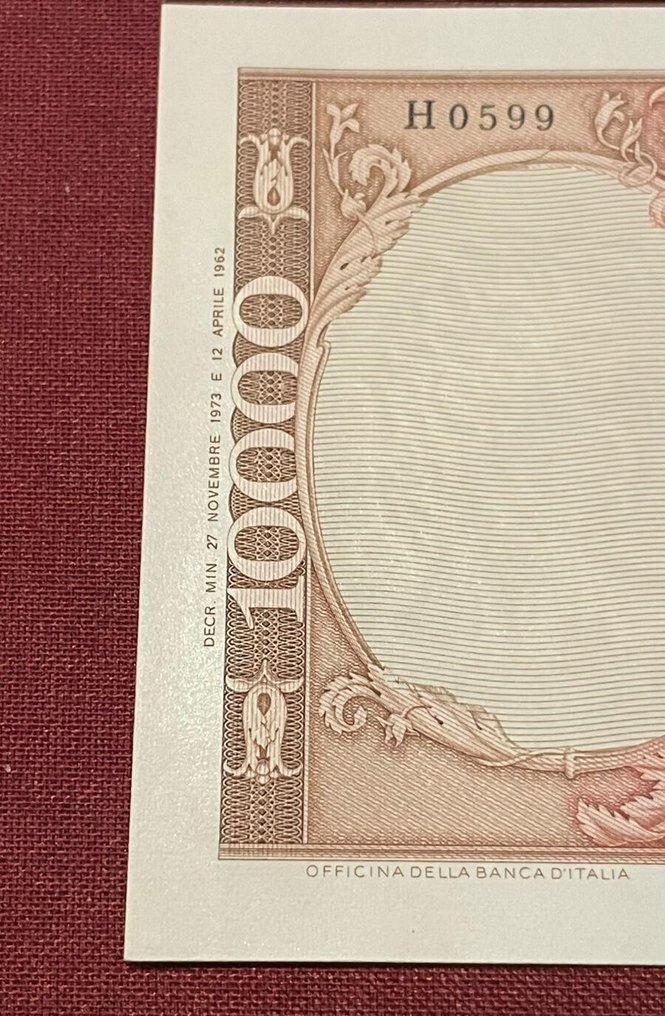 Italy. - 2 x 10.000 Lire 27/11/1973 Michelangelo - Gigante BI 74H; Pick 97 (No reserve price) #3.2