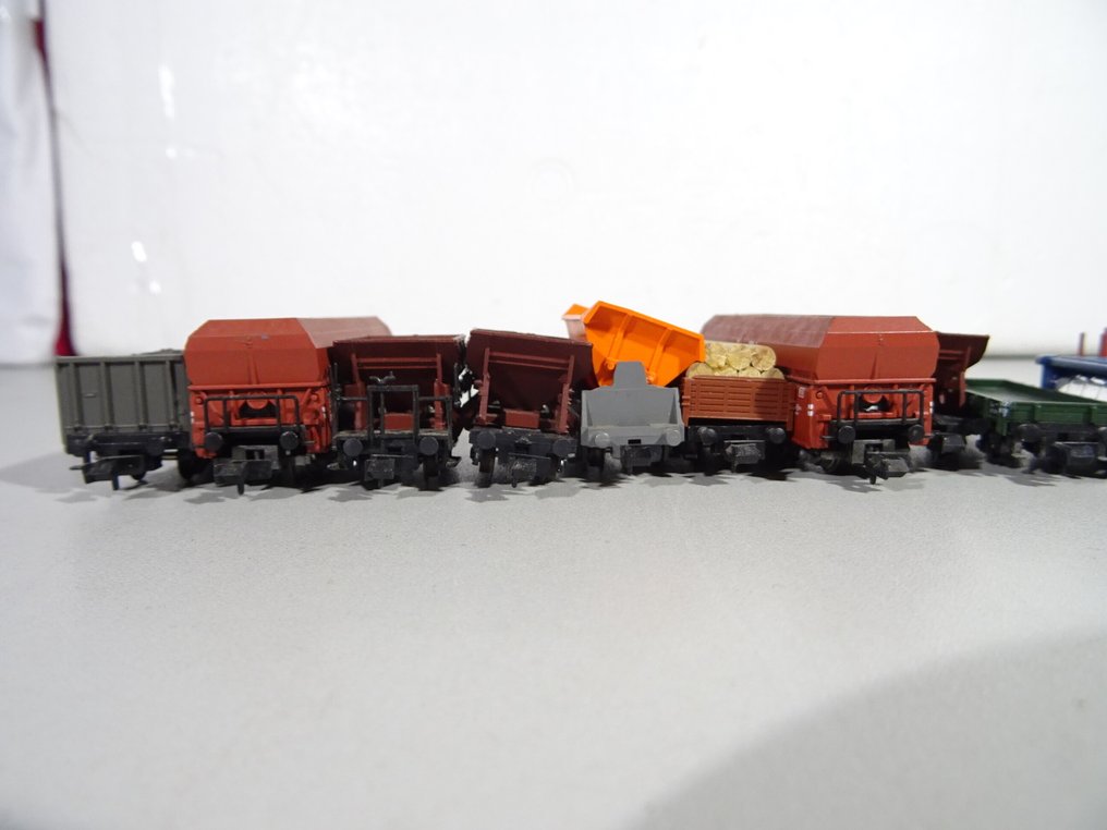 Märklin H0 - Modelltog godsvogn (14) - Godstog med 14 godsvogner - DB #4.3