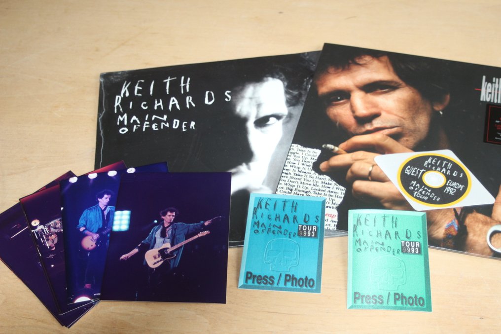 Rolling Stones & Related - Keith Richards - Main Offender (RED Vinyl) + Talk Is Cheap (RED Vinyl) + Memorabilia - LP Albums (multiple items) - Coloured vinyl - 2019 #1.0