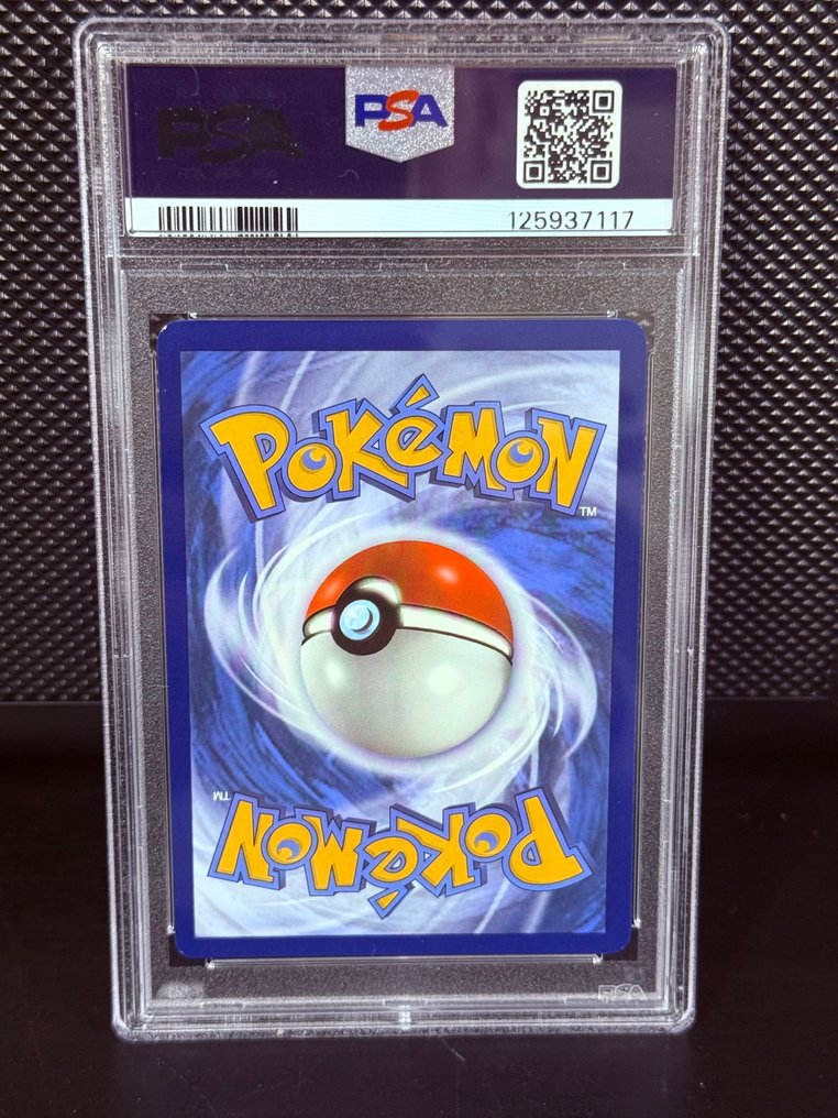 Pokémon - 1 Graded card - Leafeon Foil, Limited edition - PSA 8 - Various sets #2.1