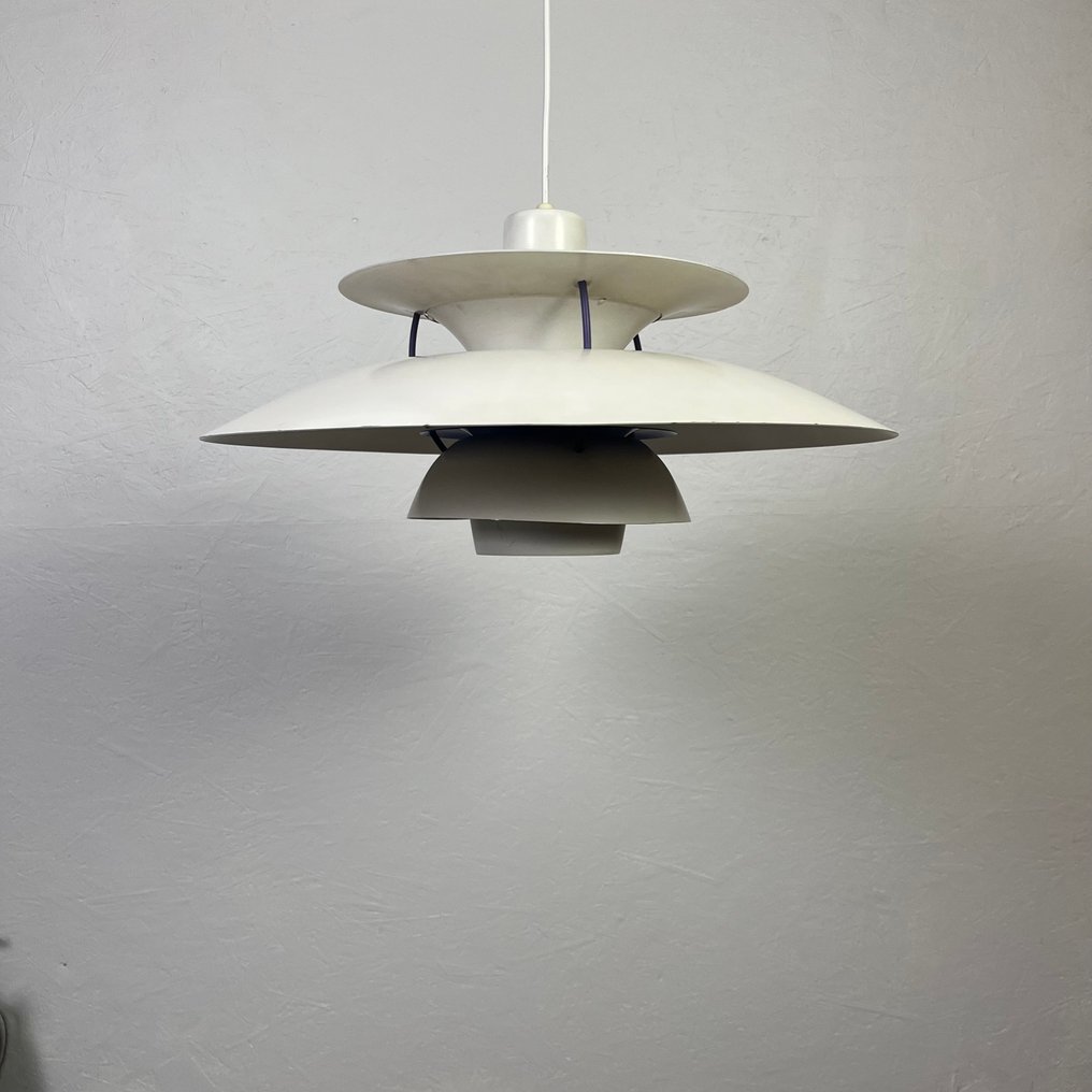 Louis Poulsen - Riippuva lamppu - PH5 - Metalli #2.1