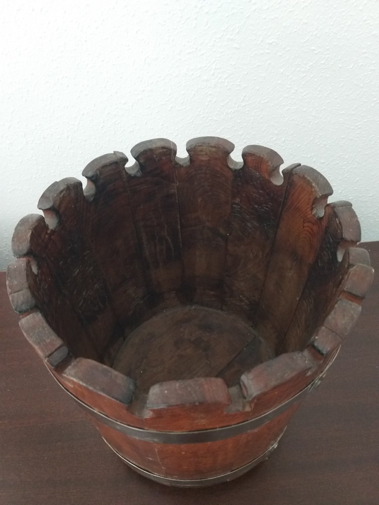 Bucket - Oak, Steel - Handcrafted cube made of oak #1.0