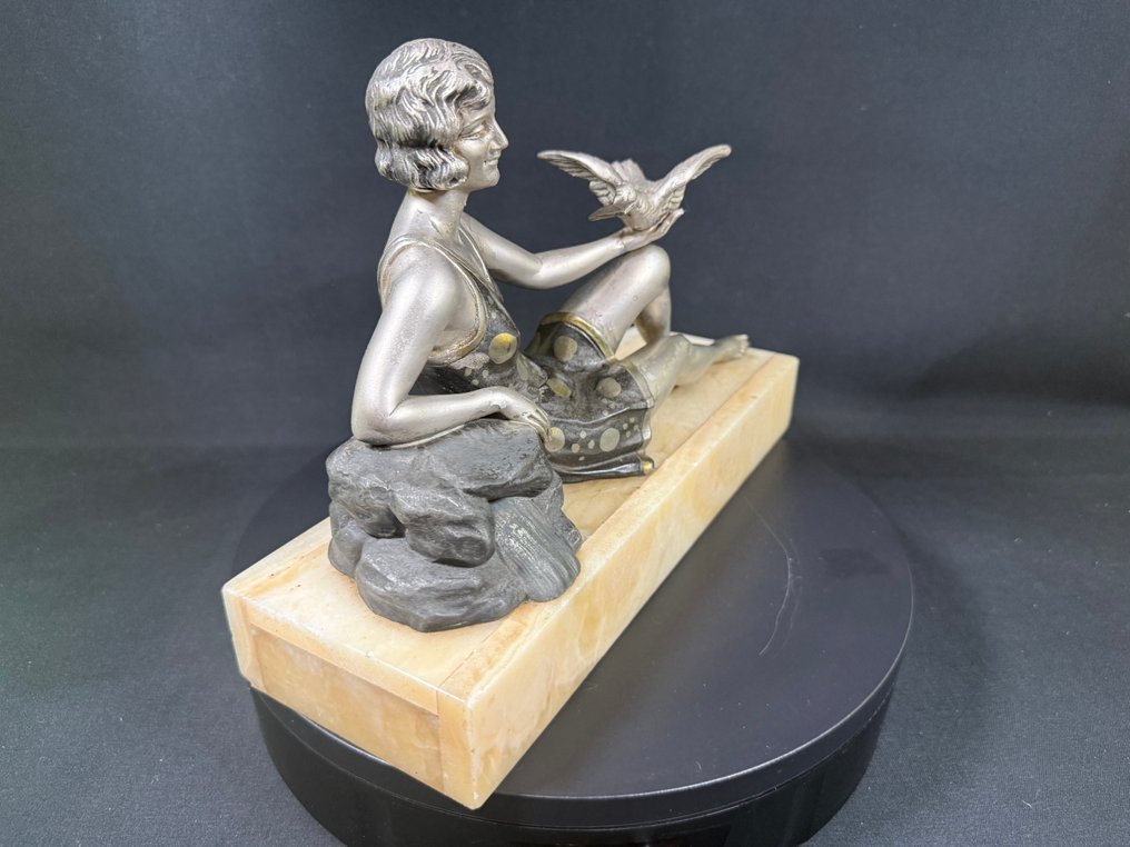 Enrique Molins Balleste - Skulptur, The Dancer and the Dove - 21 cm - Råsink, Marmor #3.2