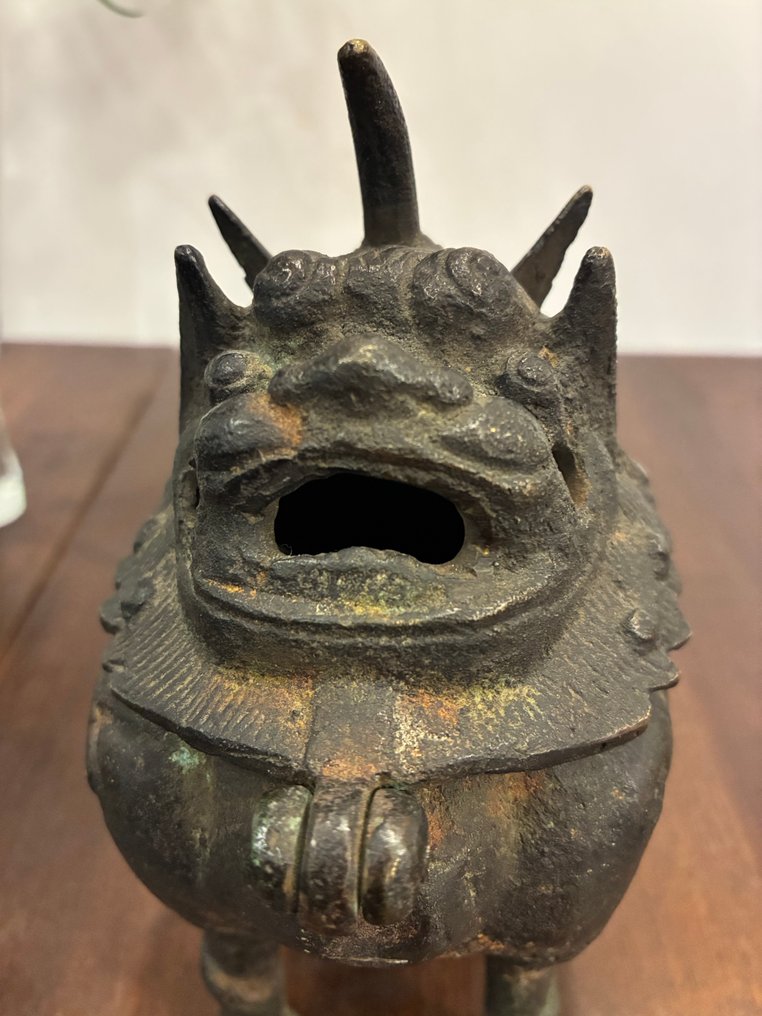 A Chinese bronze incense burner in the shape of a Qilin, - Bronze - China - 20th century #3.2