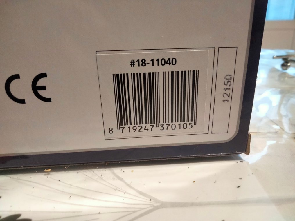 Bburago 1:18 - Modelcabrioletbil - Bugatti Chiron #2.1