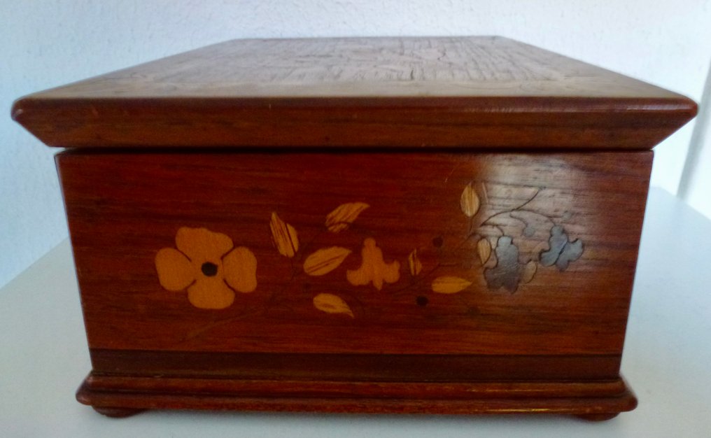 棺材 - 1914 对战争的回忆 1918 - 嵌花（马赛克工艺） - 珠宝 / 饰品盒 #3.2