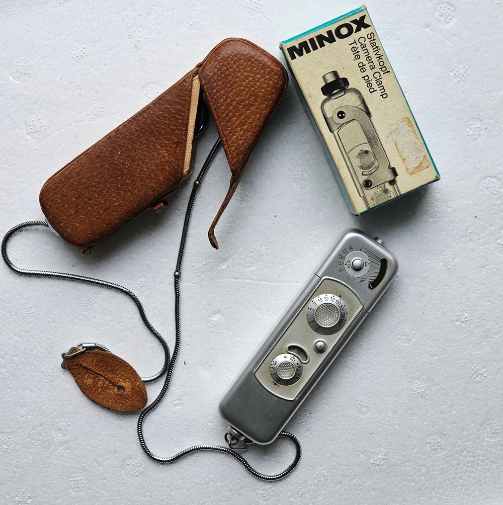 Minox + brun etui avec 3.5/15mm + Stativkopf | Analogt kompaktkamera #1.0