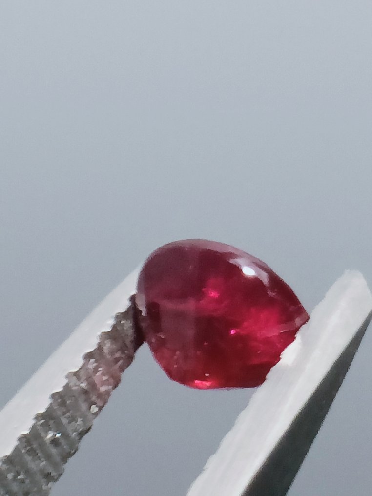 Ohne mindestpreis - 1 pcs  Rot Rubin  - 1.24 ct - Lotus Gemology #1.0