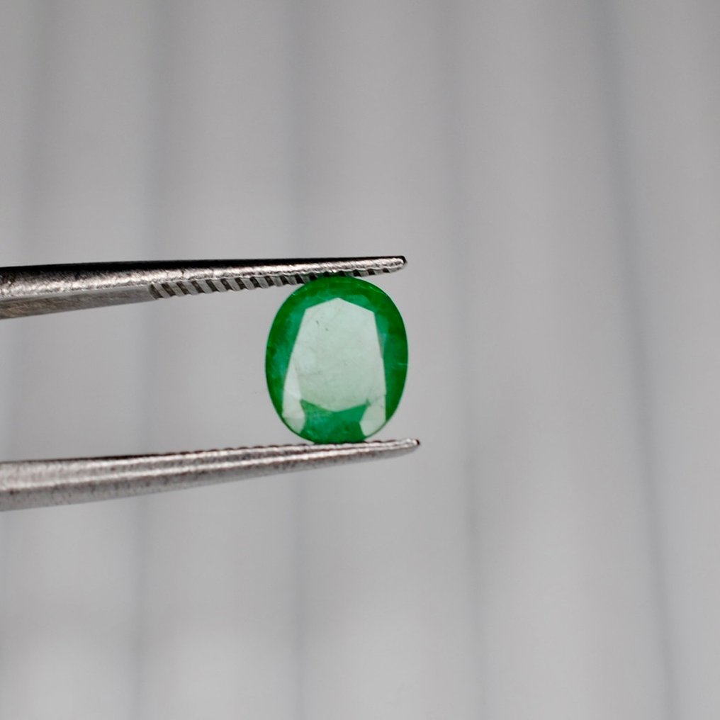Nincs minimálár Zöld Smaragd - 0.96 ct - Amerikai Gemmológiai Intézet (GIA) #1.0