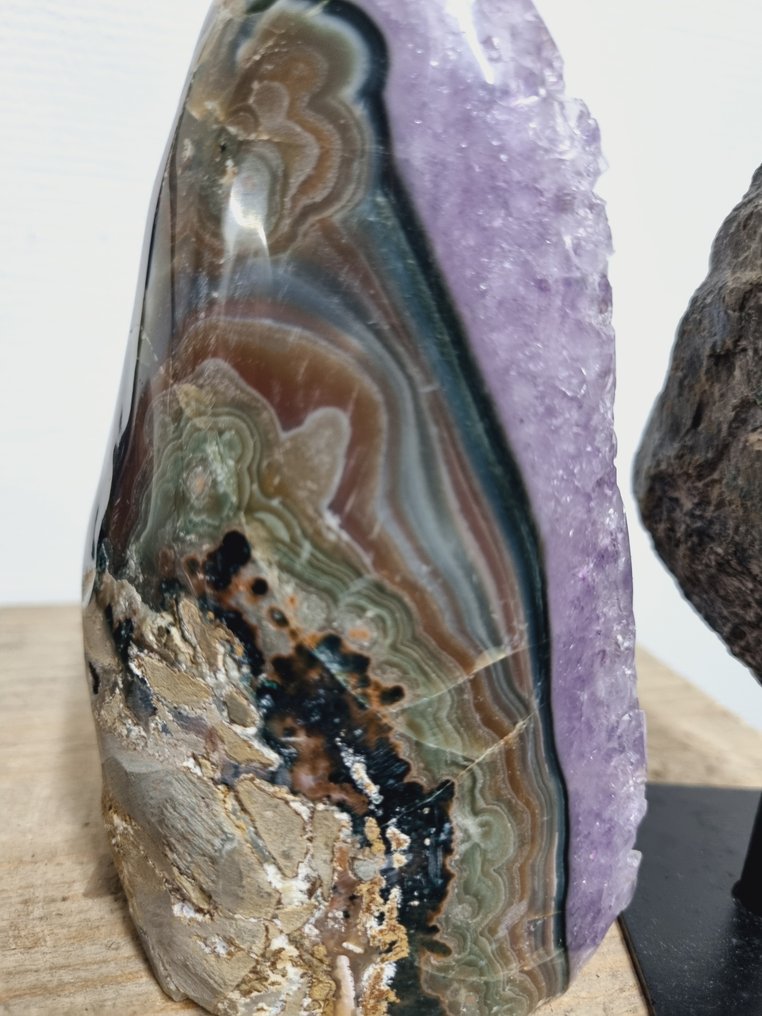 HQ Amethyst με γυαλισμένη άκρη 14,2 - 14 εκ- 1446 g - (2) #4.3