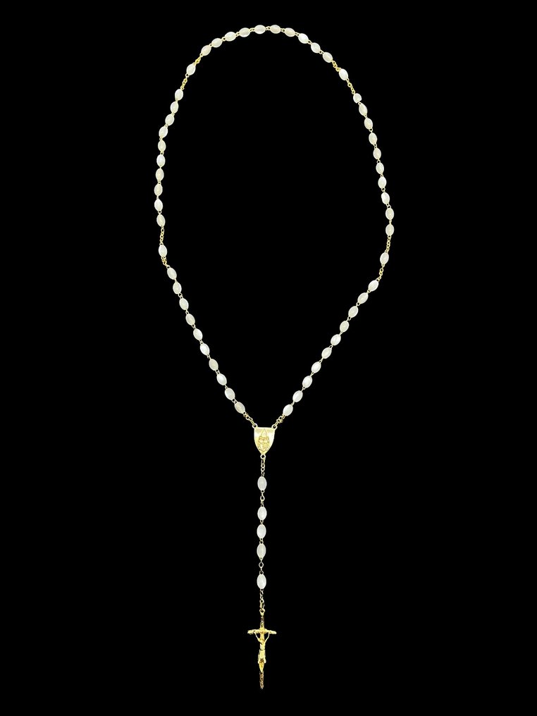 Pope John Paul II - Audience Rosary - Blessed and given by the Holy Father - Glass paste and golden metal - 1970-1980 #3.2