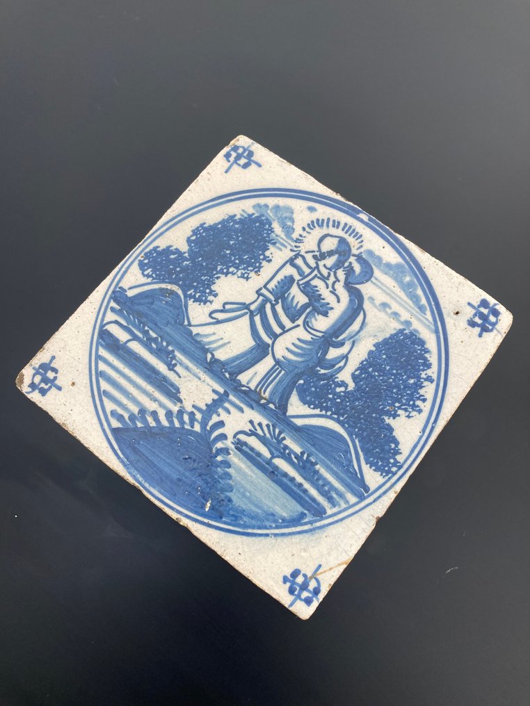  Πλακάκι - Αρχαία Δελφική μπλε πλακάκι με ‘το φιλί του Ιούδα’ (ελεύθερη προσφορά) - 1700-1750  #4.3