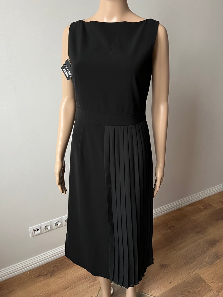 Boutique Moschino - Rochie - Nou cu etichete #1.0