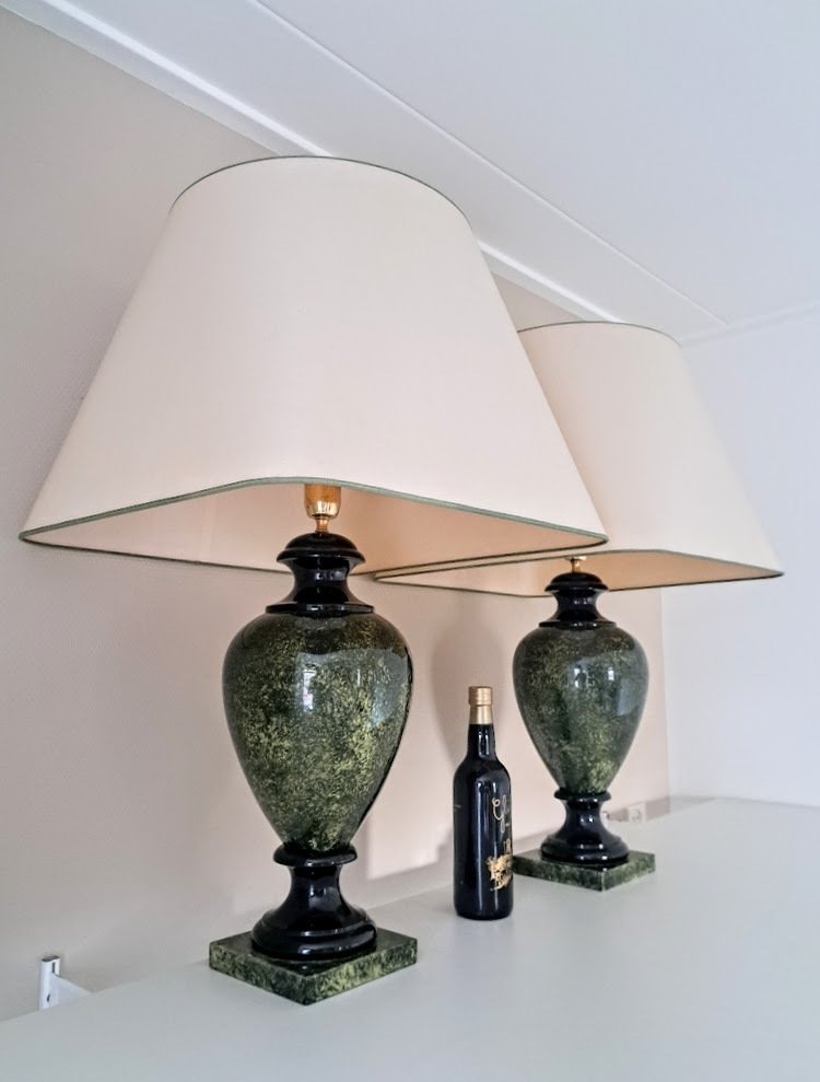 Table lamp (2) - A set of very large impressive ceramic table lamps - 81 cm high - 4 kg. #1.0