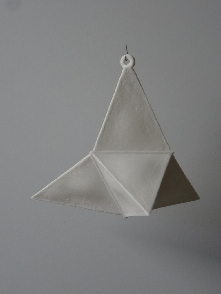 "NO RESERVE"   2025 - 82  Hangende veelvlakkige stervorm #1.0