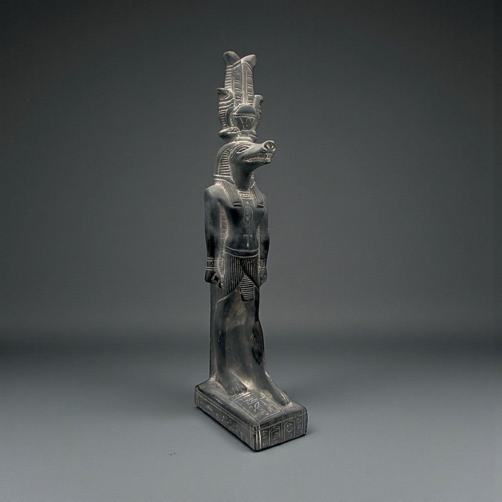 Cópia do antigo Egito Deusa Sekhmet com cabeça de leoa  (Sem preço de reserva) #1.0