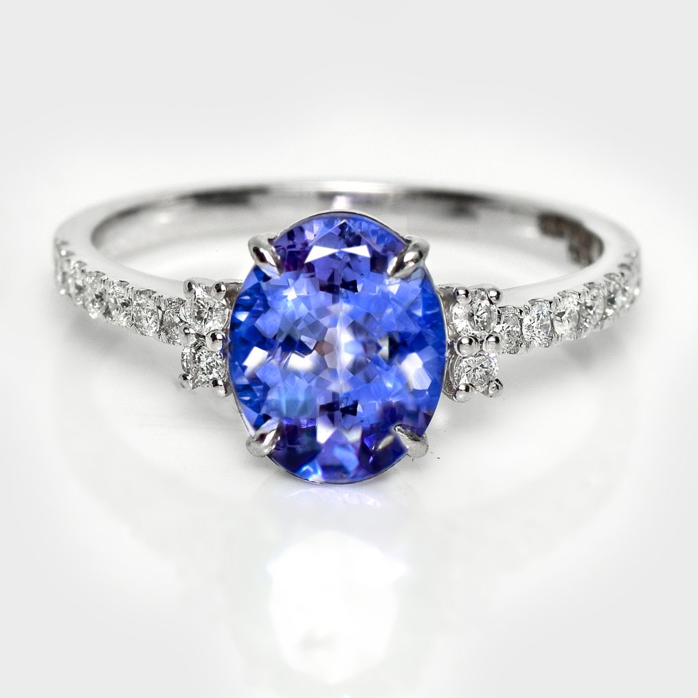 Nincs minimálár - Gyűrű - 14 kt. Fehér arany, HRD 1,81 ct intenzív kék - 2.05ct. tw. Tanzanit - Gyémánt #1.0