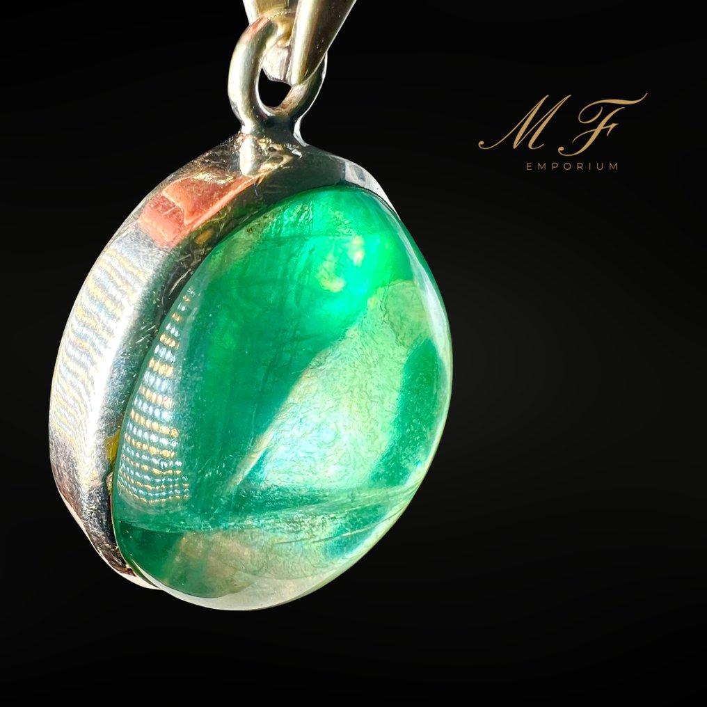 高端天然碧玺，925纯银，展现出令人惊叹的色彩变化。 珠宝 - 高度: 20 mm - 宽度: 15 mm- 9.3 g - (1) #4.3