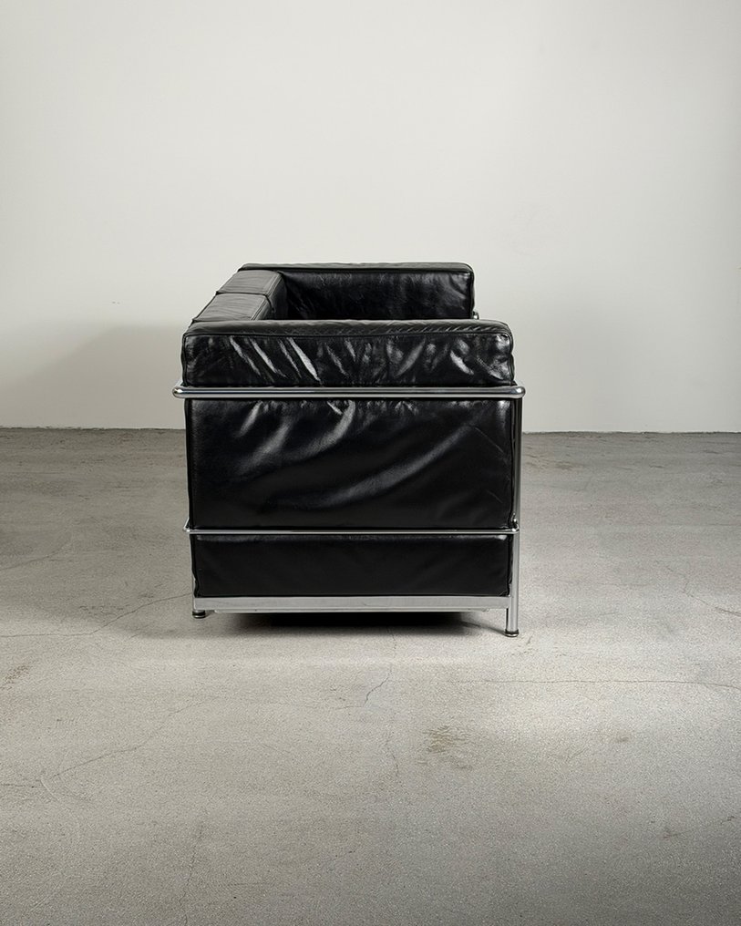 Alivar - Le Corbusier, Pierre Jeanneret, Charlotte Perriand - Καναπές - LC2 - Δέρμα, Χάλυβας, Χρώμιο #2.1