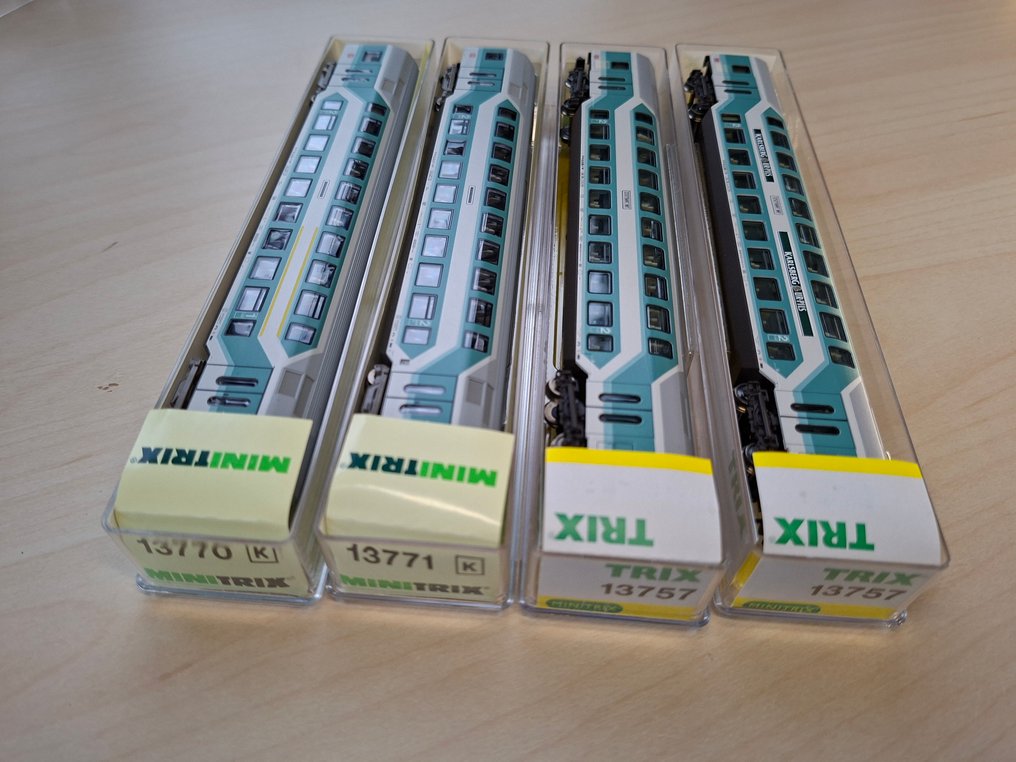 Minitrix N轨 - 13757, 13757.1, 13770, 13771 - 模型火车客运车厢 (4) - 双层车厢 - DB #1.0