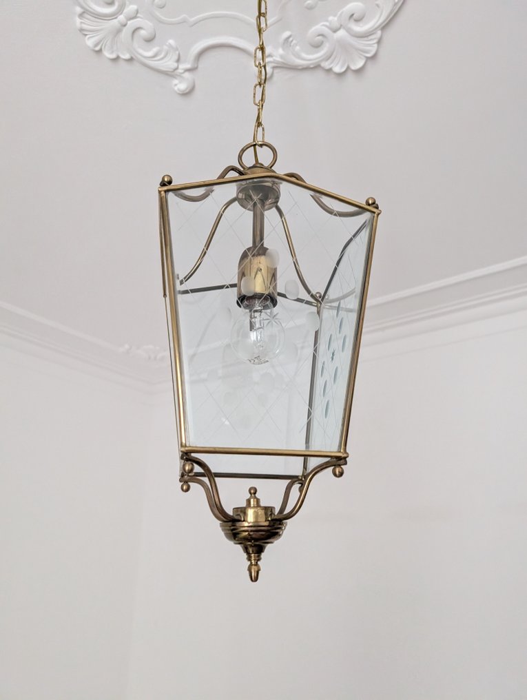 Lámpás - Sárgaréz - Kristály rajz bevésve. #3.2