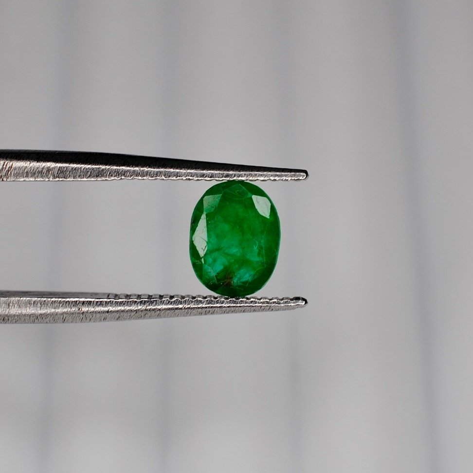 Nincs minimálár Zöld Smaragd - 0.97 ct - Nemzetközi Gemmológiai Intézet (IGI) #2.1