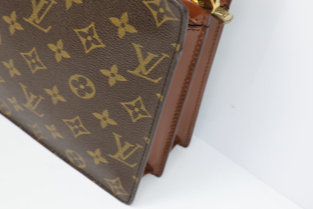 Louis Vuitton - Engian - Shoulder bag #2.1