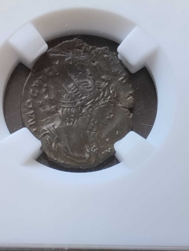 Ρωμαϊκή Αυτοκρατορία Lote de 2 Antoninianos Æ Claudio II & Victorino  (χωρίς τιμή ασφαλείας) #4.3