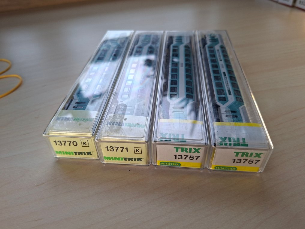 Minitrix N轨 - 13757, 13757.1, 13770, 13771 - 模型火车客运车厢 (4) - 双层车厢 - DB #4.3