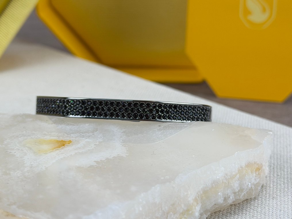 Swarovski - Statuetta - Octagon Shape Black Dextera Bangle, Size Medium - Cristallo #3.2