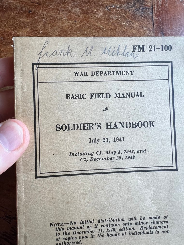 US Army Weapon & Equipment Manual - Airborne - Commando - M1 Garand - Rifle - Pistol - Infantry equipment - Named, enlisted in 1942, 82nd Airborne - 1941 #2.1