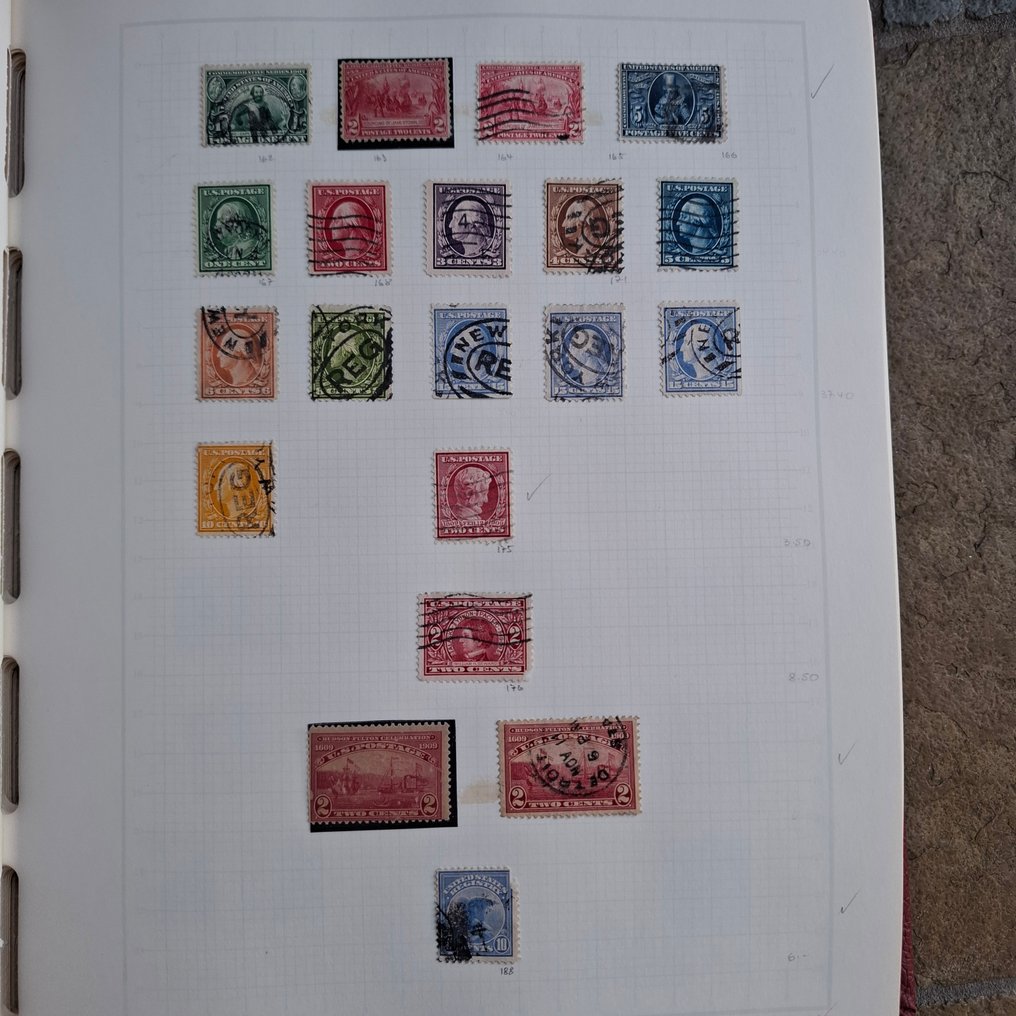United States 1900/1974 - Collection of definitive stamps/blocks, mostly canceled/mint, in an old Leuchtturm printed album. #3.2