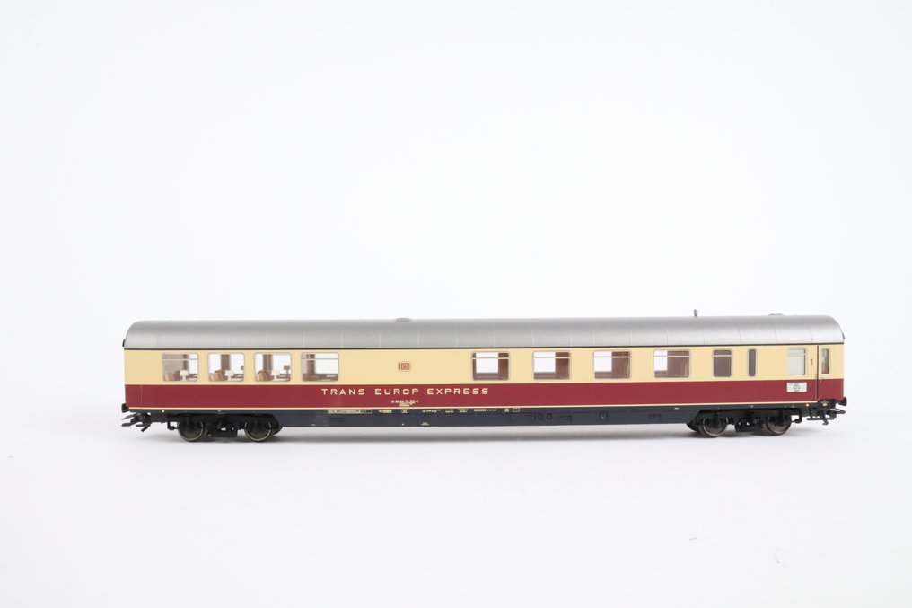 Trix H0 - 23427 - Modeltog passagervogn sæt (1) - TEE Bavaria togsæt - DB #2.1