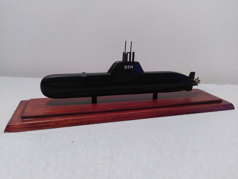 Fugmann 1:320 - Shipbuilders ship model - U-Boot Klasse S214 #3.2