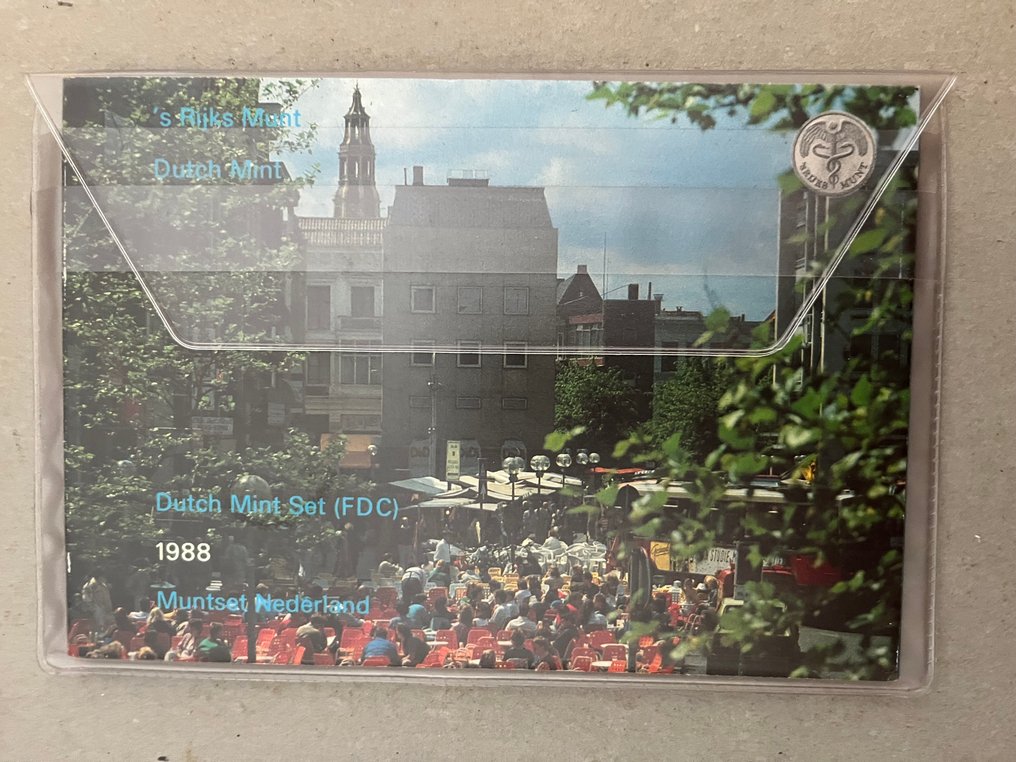 Hollandia. Mint set 1976 t/m 1980 en 1982/2001 15 BU + 3 Proof jaarsets  (Nincs minimálár) #2.1