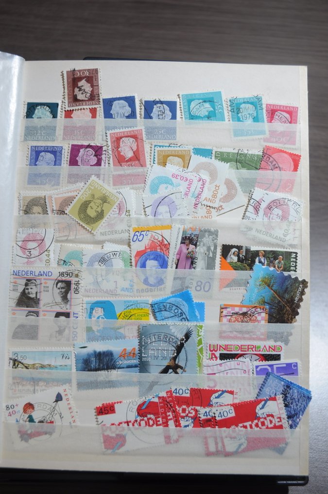 World - Search party with various countries in various albums and stockbooks (261 photos) #4.3