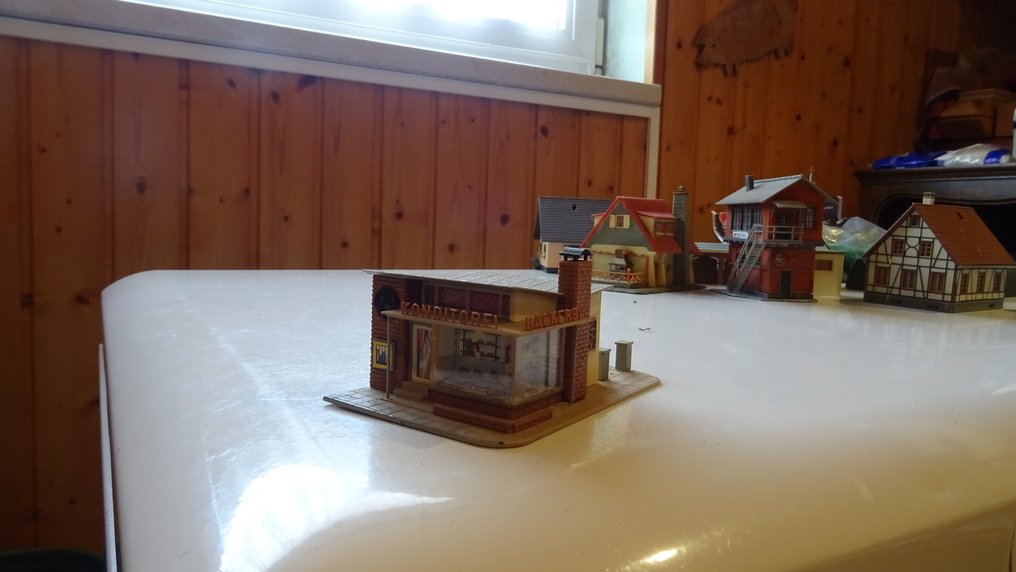 Heki, Faller H0 - 模型火車建築 (12) #2.1