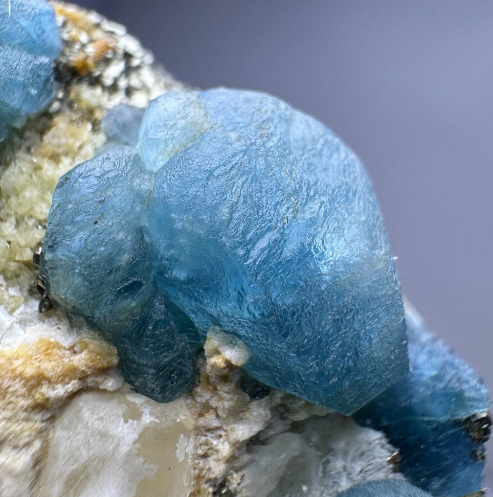 Afghanite Crystal cluster - Height: 53 mm - Width: 46 mm- 132 g - (1) #4.3