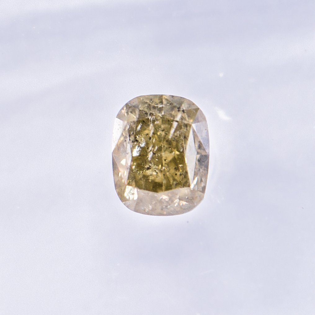 没有保留价 - 1 pcs 钻石 (天然色彩的) - 0.51 ct - 枕形 - Fancy 稍帶棕色的, 稍帶綠色的 黄色 - I1 内含一级 - 国际宝石研究院(IGI) - VG #4.3