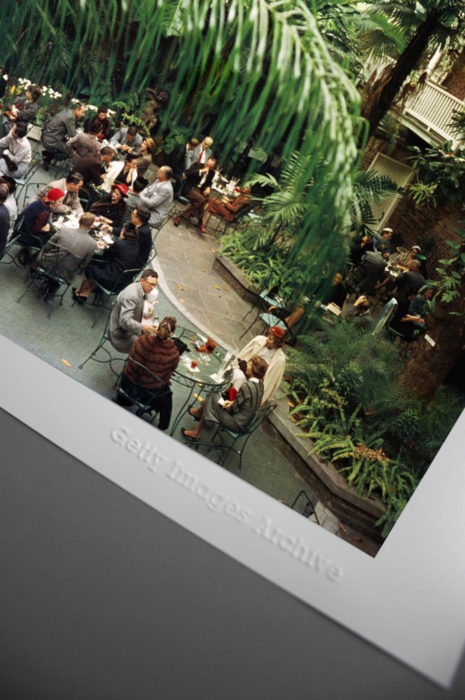 Slim Aarons (1916–2006) - Brunch At Brennan's #2.1