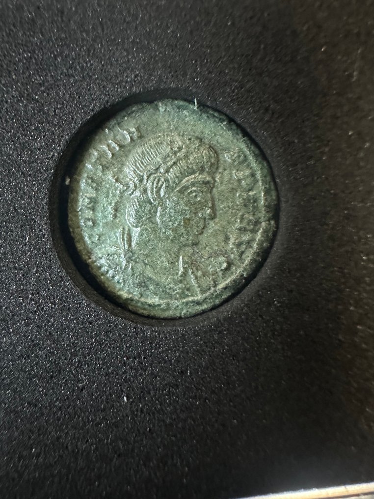 Ρωμαϊκή Αυτοκρατορία, Βυζαντινή αυτοκρατορία Lot of 8 Æ coins 3rd - 6th century AD  (χωρίς τιμή ασφαλείας) #3.2