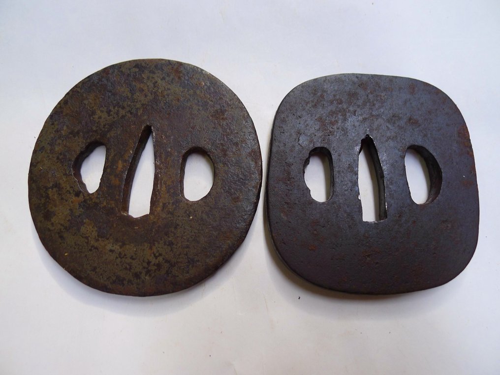 美丽的双签國廣(Kunihiro) tsuba套装 - 日本 - 江戶時代（1600-1868） #1.0