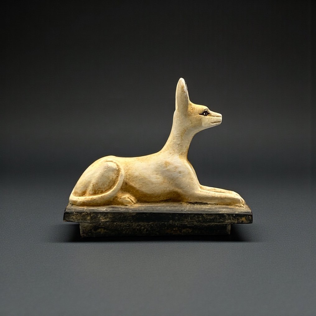 Cópia do antigo Egito Estátua do Deus chacal Anubis sentado  (Sem preço de reserva) #3.2