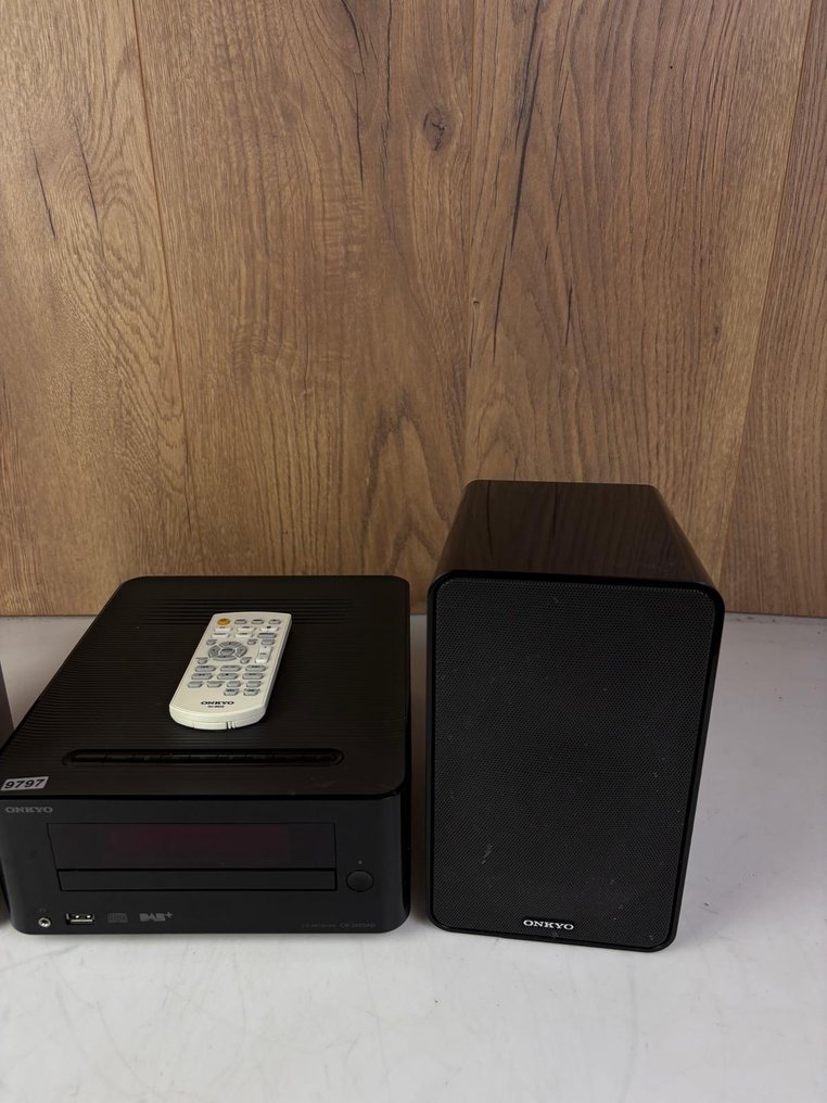 Onkyo - CR-265 DAB - CD Player / DAB+ / + Speakers Solid state amplifier #2.1