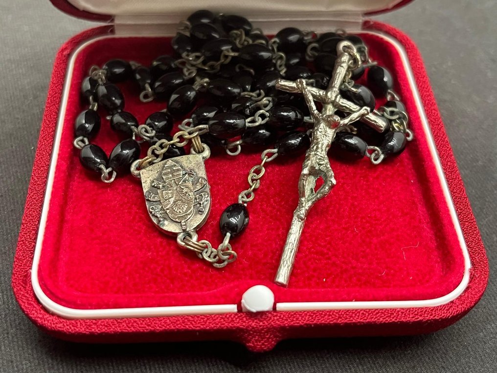 Pope Benedict XVI - Rosary of the private audience - Blessed and given by the Holy Father. - Silverplated - 2010-2020 - Pope Benedict XVI #2.1