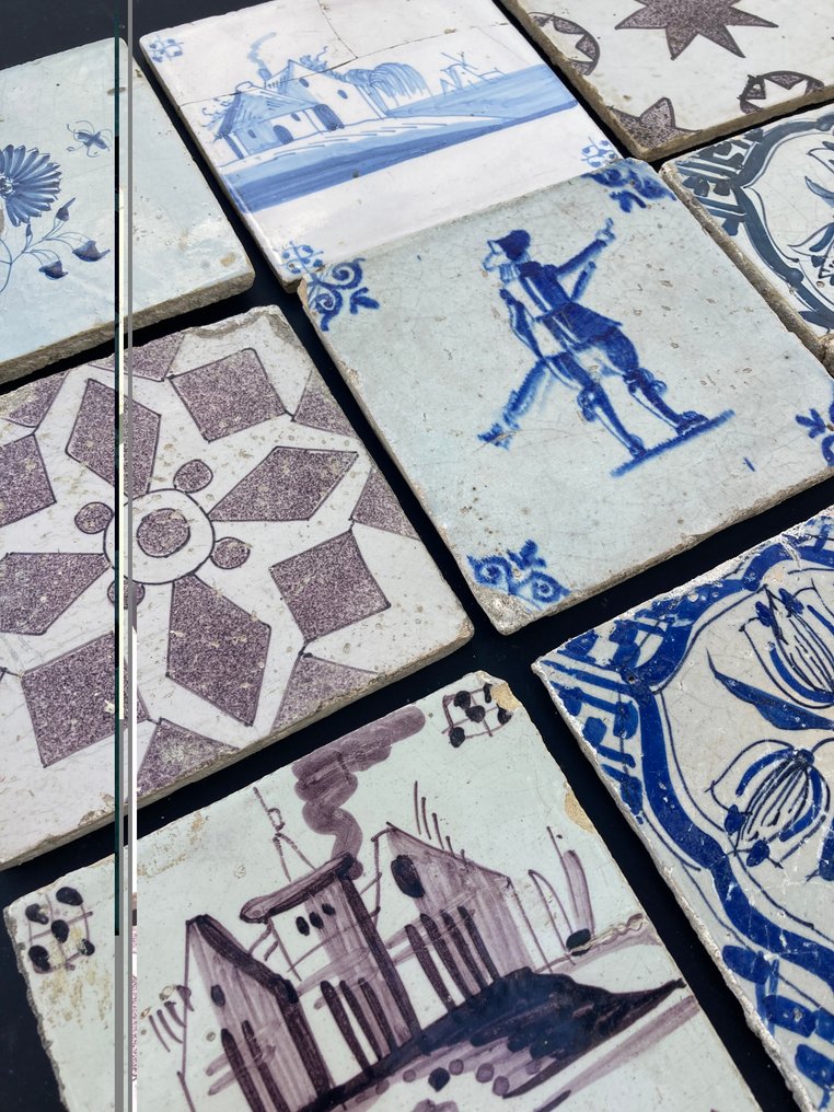  Πλακάκι - Αρχαίες δαυλικές μπλε πλακίδες με τρεις τουλίπες, Ισπανός στρατιώτης με μουσκέτο (ελεύθερη - 1600-1650  #2.1