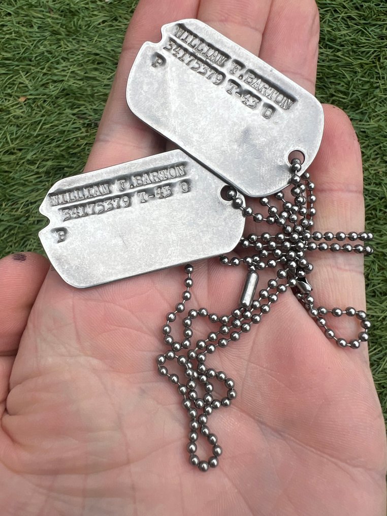 Σετ ταυτοτήτων στρατού ΗΠΑ με 2 τεμάχια και αλυσίδα - με έρευνα - κατατάχθηκε το 1941, νοσηλεύτηκε 2 - Στρατιωτικός εξοπλισμός #2.1