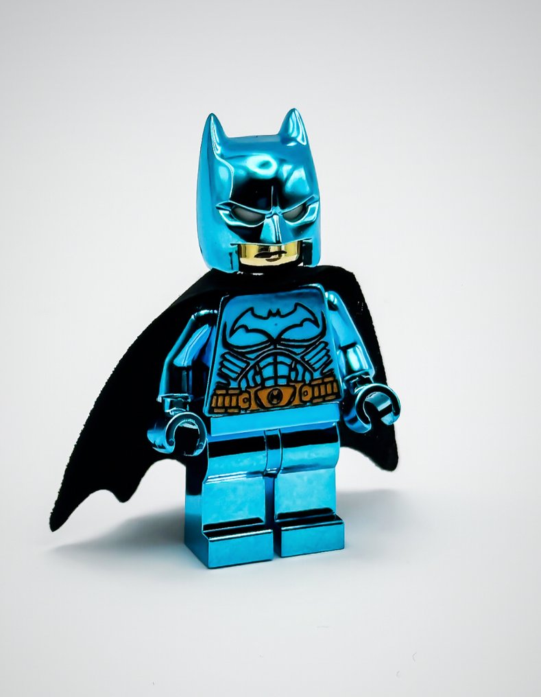 LEGO Minifigure - DC Comics - Chrome Blue Plated Batman Minifigure Suoer Hero Official Customized Lego parts!! #1.0