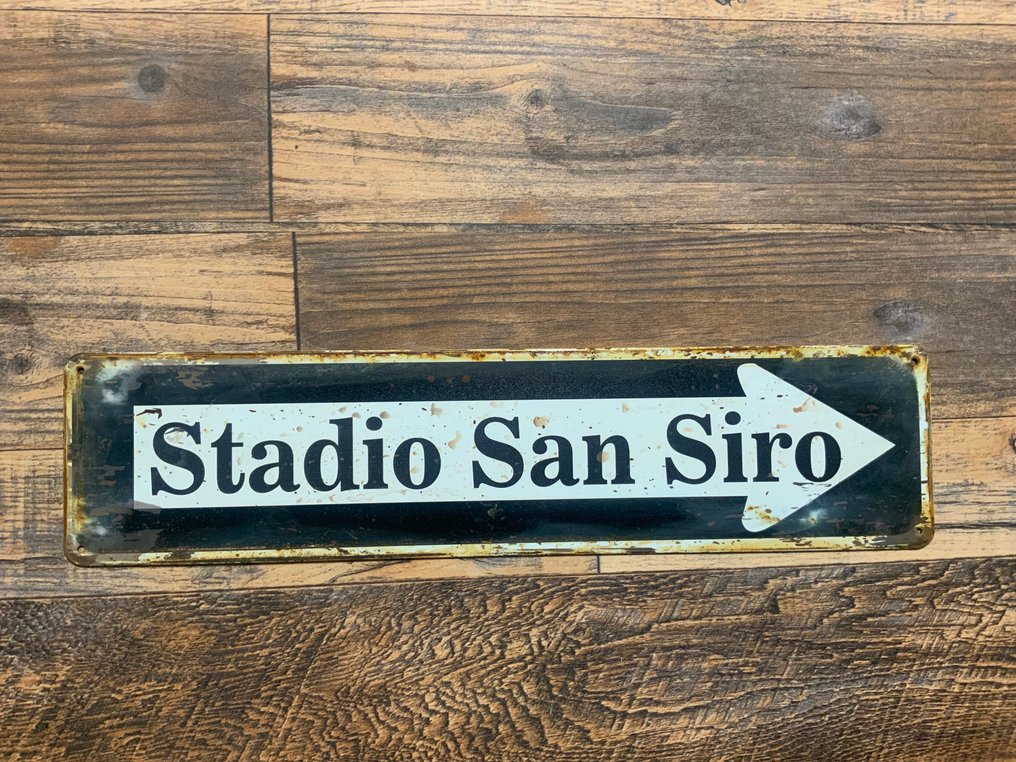Stadio San Siro - targa, Operă de artă  #1.0